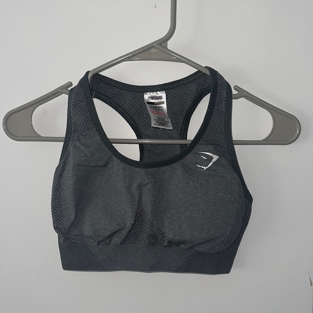 Gym shark size small sports bra